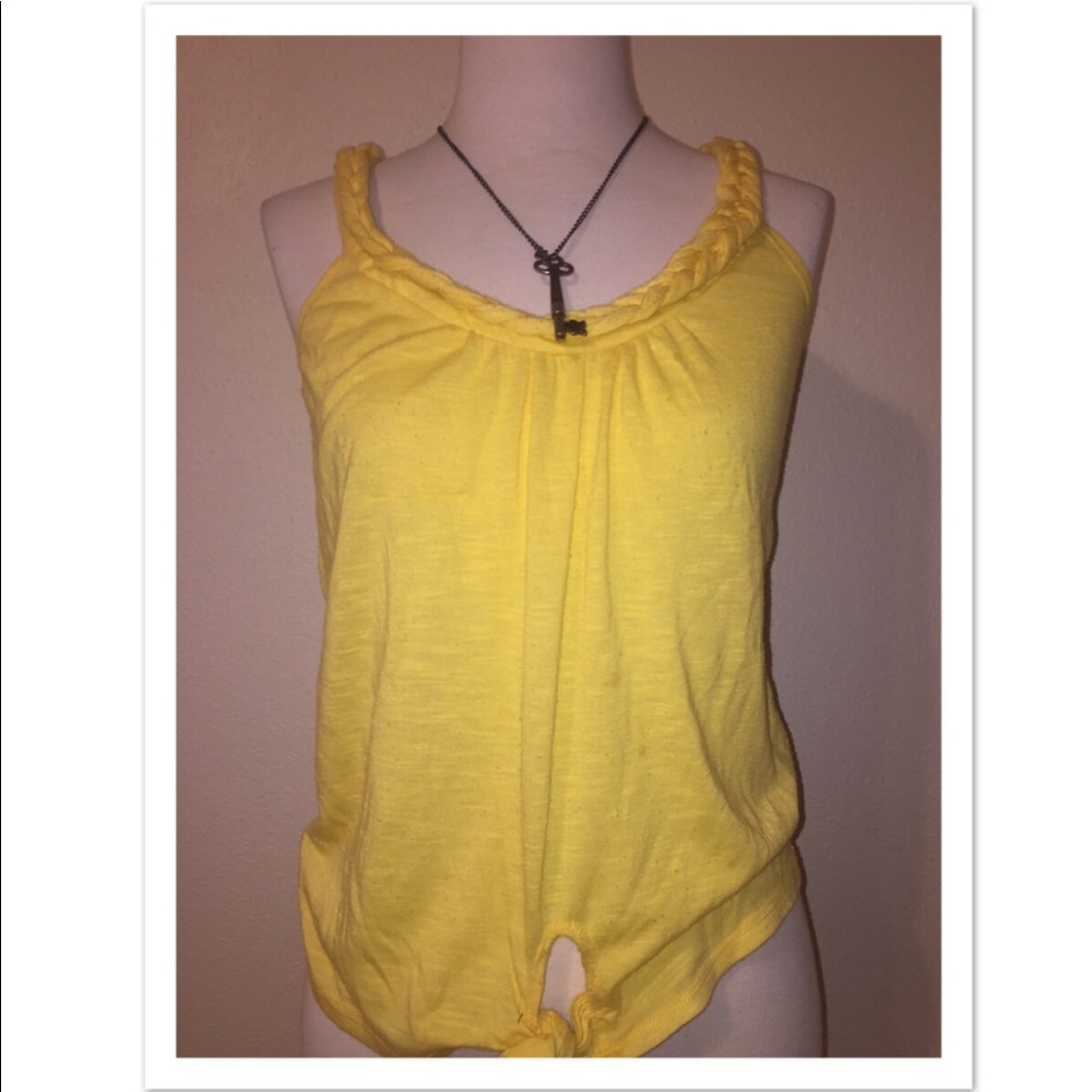 🌼 yellow blouse 🌼